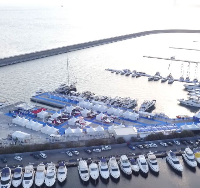 Ataköy Marina Mega Yat Limanı
