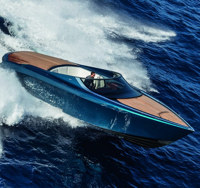 Aston Martin suya indi