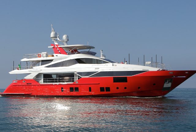 Benetti Fast 125′ serisinin ikinci ve üçüncü gövdeleri