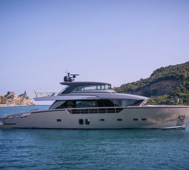 Cannes’ın en avant gard yatı