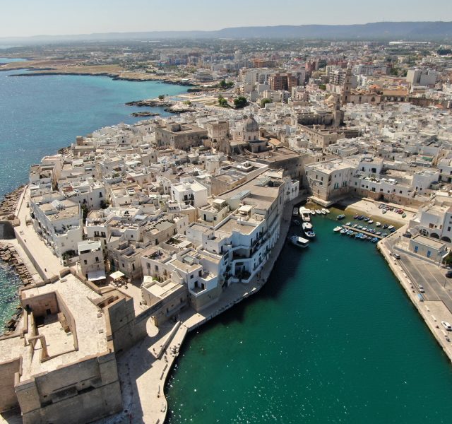 Film sahnelerini aratmayan İtalyan şehri: BARİ