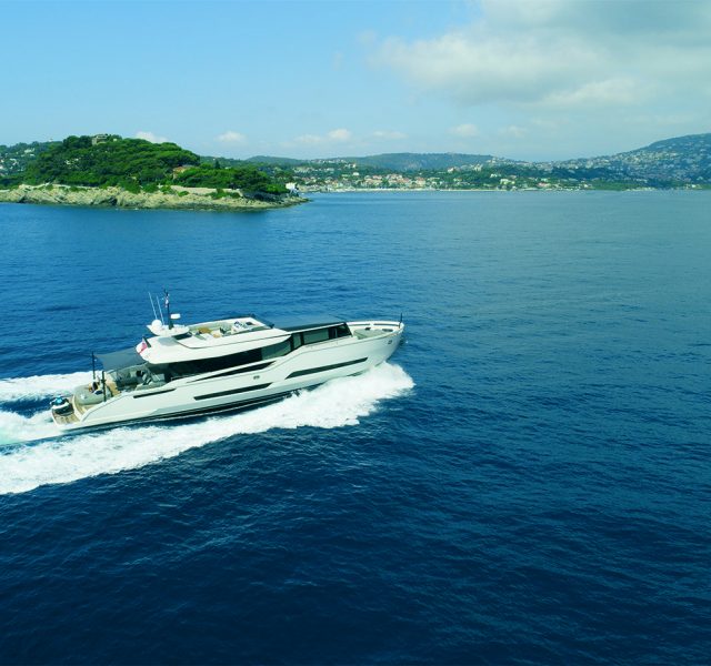 Palumbo Superyachts’dan EXTRA 86 Fast