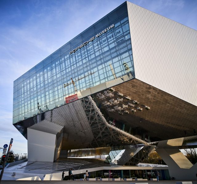 TERZİ İŞİ PORSCHE DÜNYASI