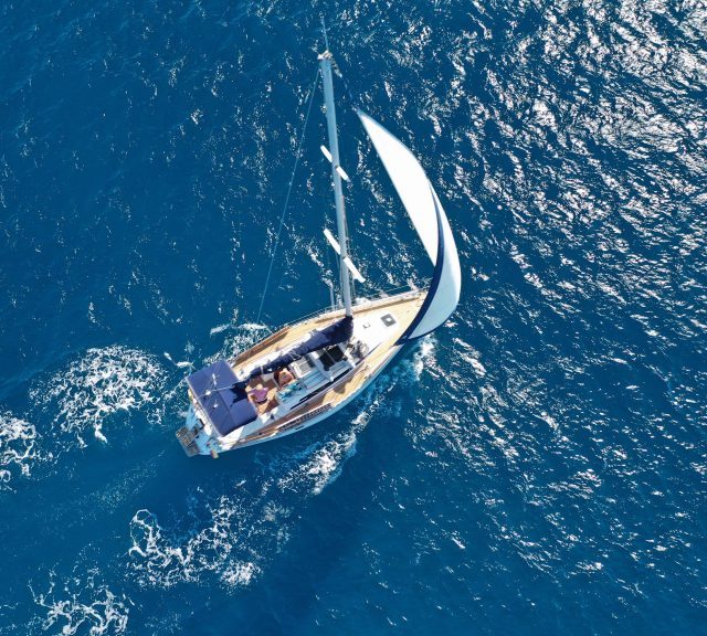 Ege ile kucaklaşın