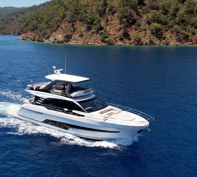 Fairline Squadron 68 ile seyir günlüğü