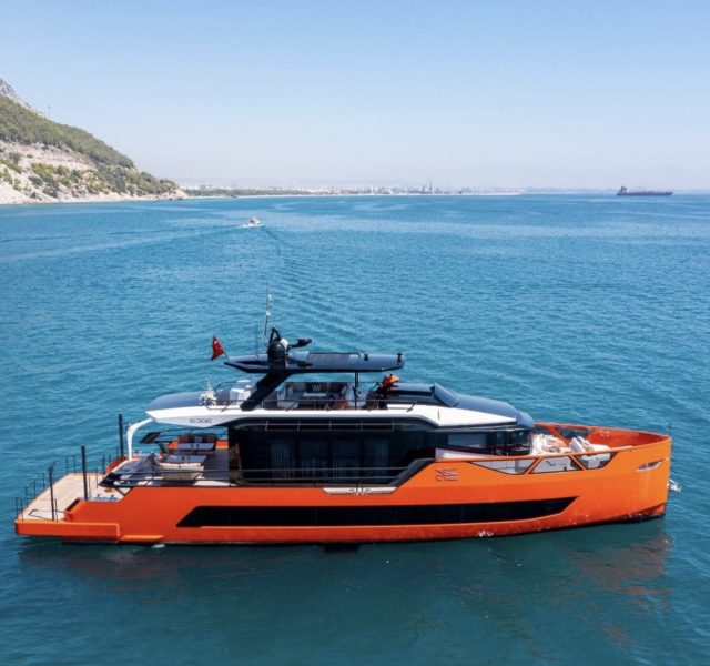 Gözler Sarp’ın megayatı XSR 85’te