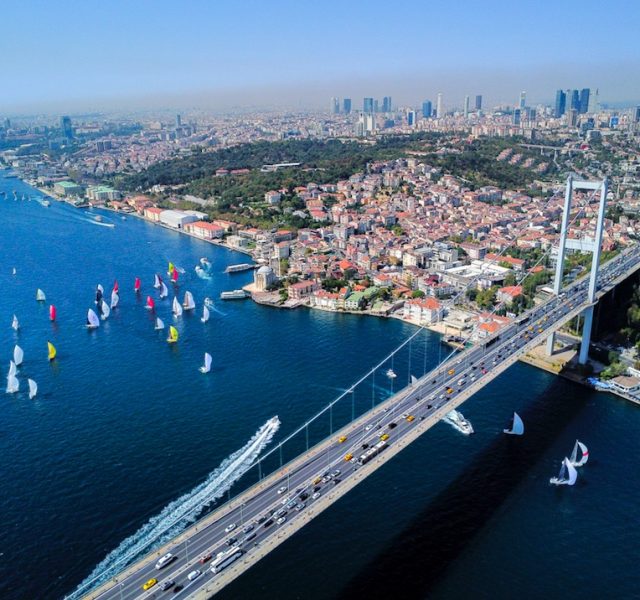 Boğaz’da Rüzgarlar Tiyatrosu