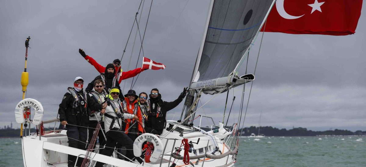 Türk bayrağı Fastnet Race’te dalgalanıyor